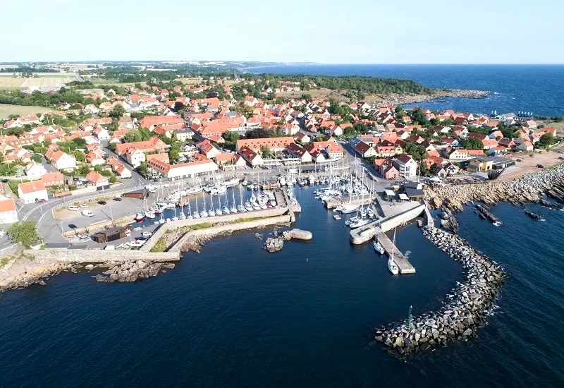 Landschaft auf Bornholm – Klippen, Wälder und Strände